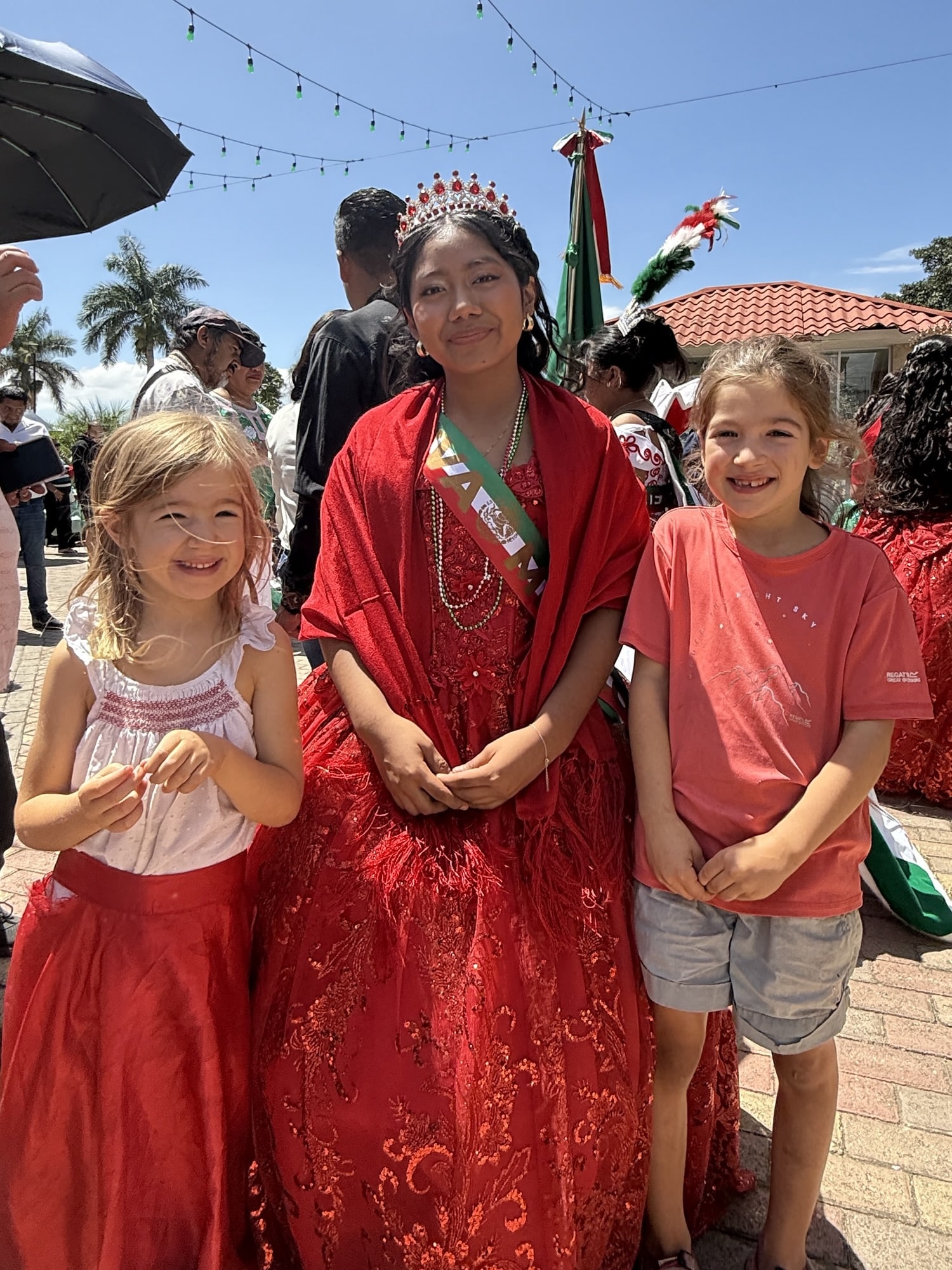 Reinas y Princesas de las Fiestas Patrias
